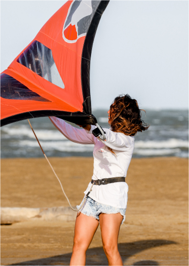 Kitesurfing